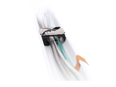 CABLE 4 WHITE